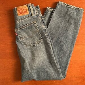 Levi's Women's Blue High Rise Jeans